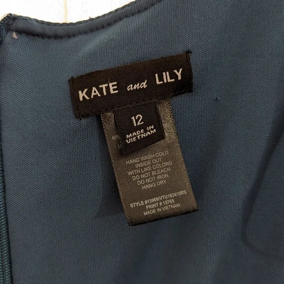 Kate and Lily Variegated Gray Sheath Dress - Picture 3 of 4